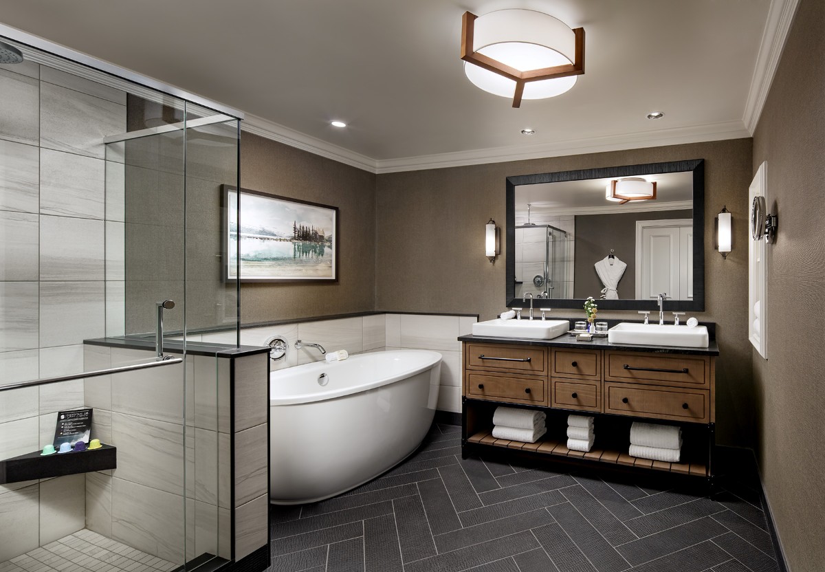 Fairmont Chateau Whistler Gold Floor - Executive Suite bathroom with soaker tub